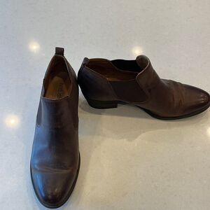 Josef Seibel women’s boots size 42 Germany excellent shape nice soles good brand